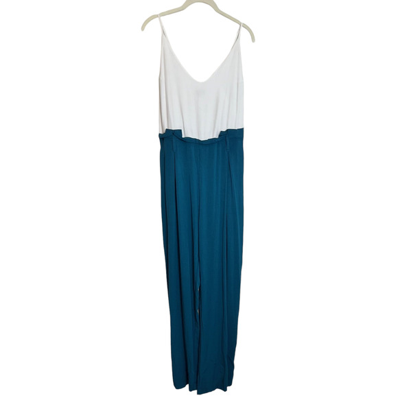 Hunter & Brown Womens Jumpsuit Large White Teal Spaghetti Straps Rayon no belt - Picture 1 of 6